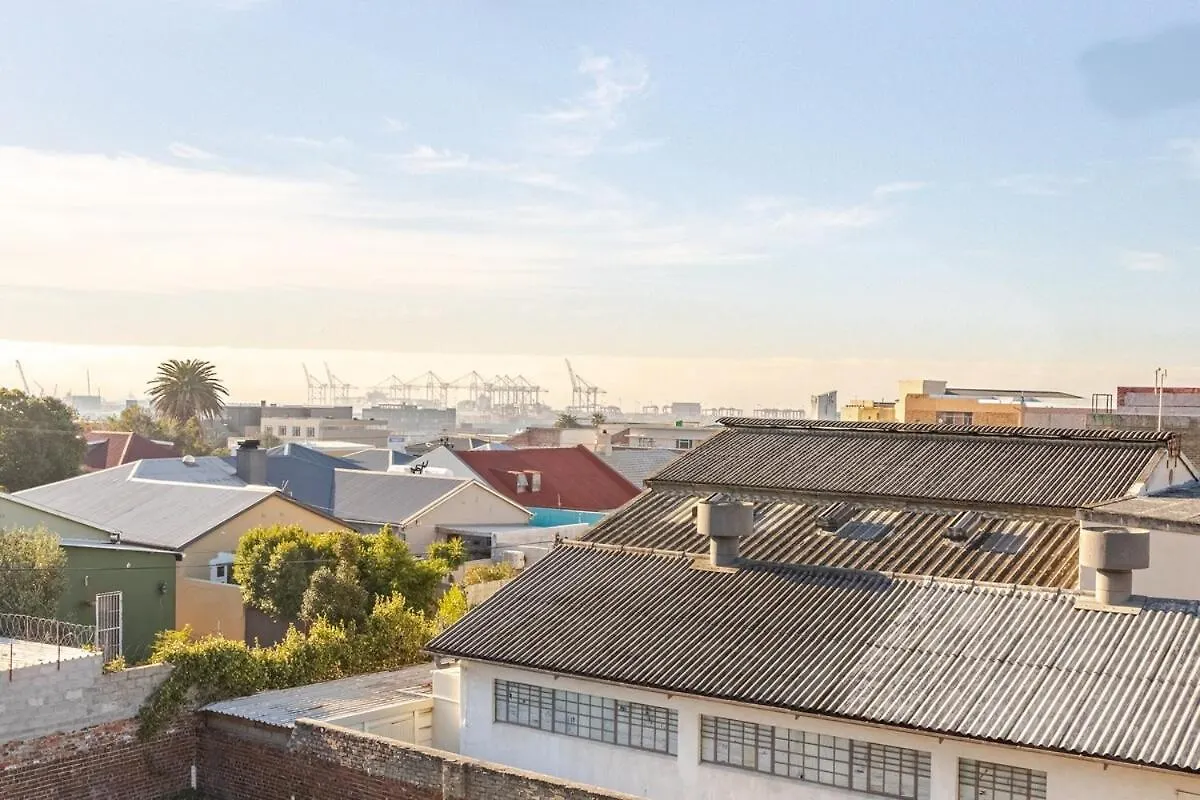 Apartment Style And Comfort Near The V&A Cape Town